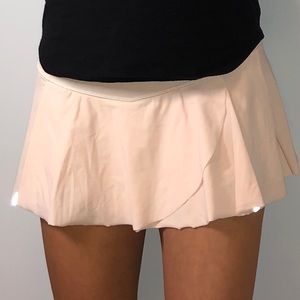 Lululemon: light pink skirt